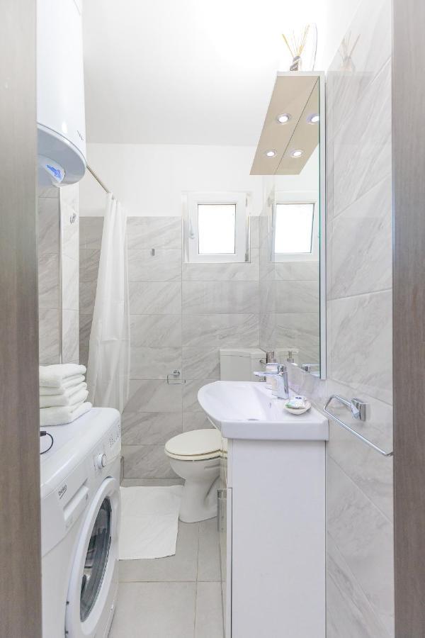 Apartment Ema Zadar Bagian luar foto